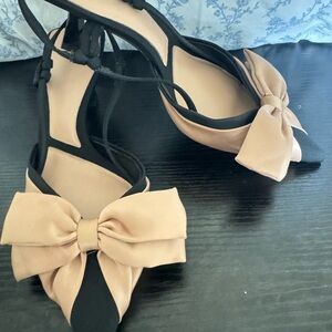 Zara Elegant Black and Tan Women's Shoes with Bow